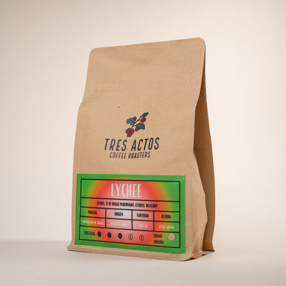 Tres Actos Lychee